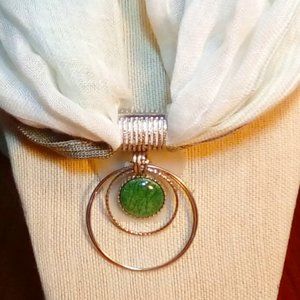 Scarf jewelry clasp green silver